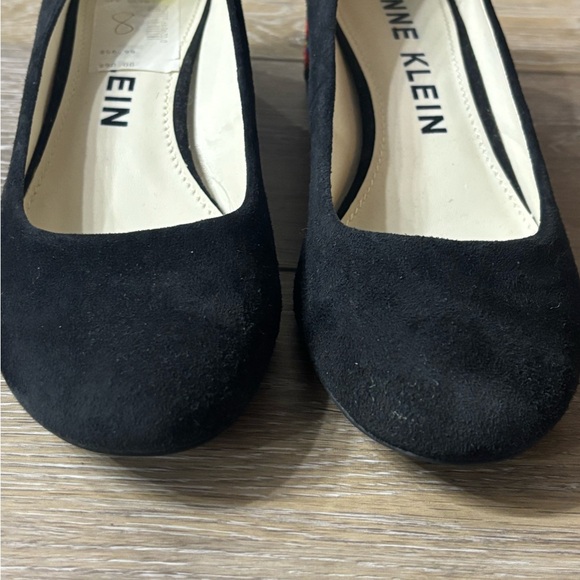 Anne Klein Akhanlin Shoes Sz 8 Black Suede Floral Embroidery Otomi Tenango Heels - Picture 6 of 10